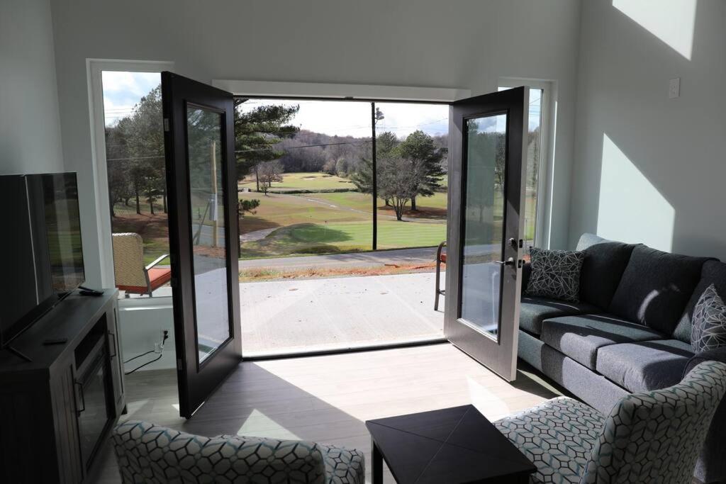 Golf Views * Mount Airy